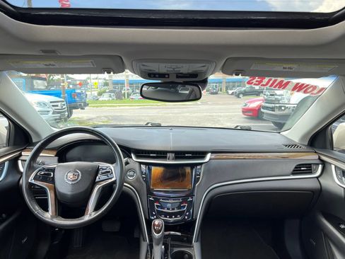 Used 2013 Cadillac XTS Premium FWD image 11