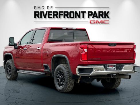 Used 2024 Chevrolet Silverado 2500 LTZ w/ LTZ Premium Package image 5