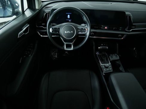 Used 2023 Kia Sportage EX image 19