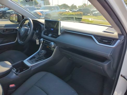 Used 2023 Toyota RAV4 LE FWD image 26