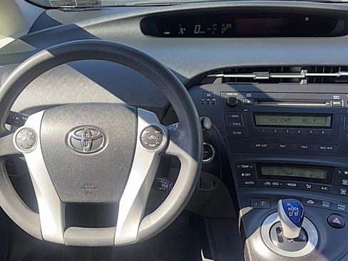 Used 2011 Toyota Prius Two image 10
