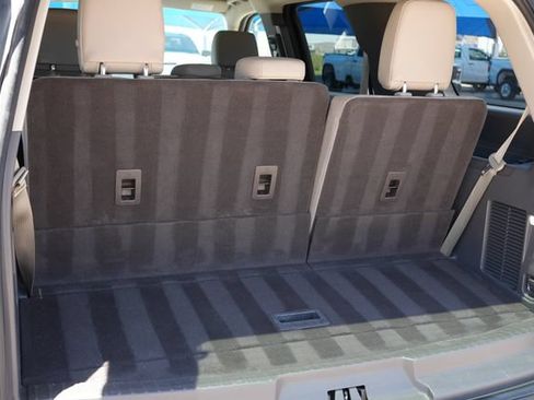 Used 2021 Ford Expedition XLT AWD/4WD image 27