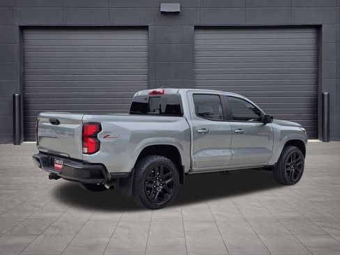 Used 2024 Chevrolet Colorado Z71 w/ Z71 Convenience Package 2 AWD/4WD image 5