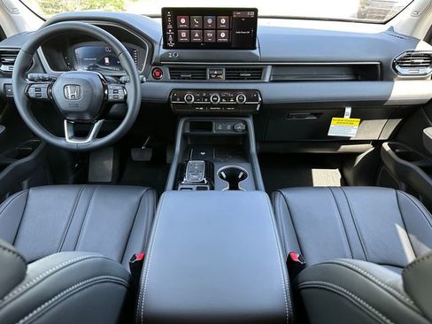New 2026 Honda Pilot Touring image 19