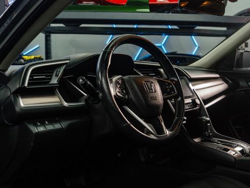 Used 2019 Honda Civic EX image 13