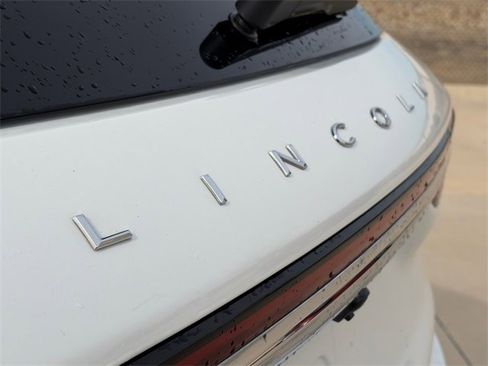 Used 2022 Lincoln Corsair AWD w/ Equipment Group 101A image 12