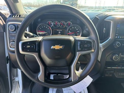 Used 2022 Chevrolet Silverado 2500 LT image 7