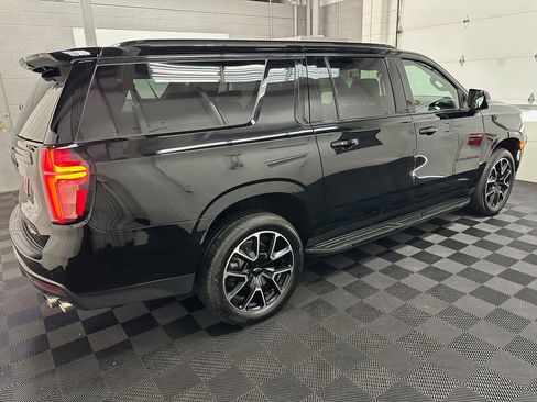 Used 2023 Chevrolet Suburban RST w/ Sport Performance Package AWD/4WD image 10