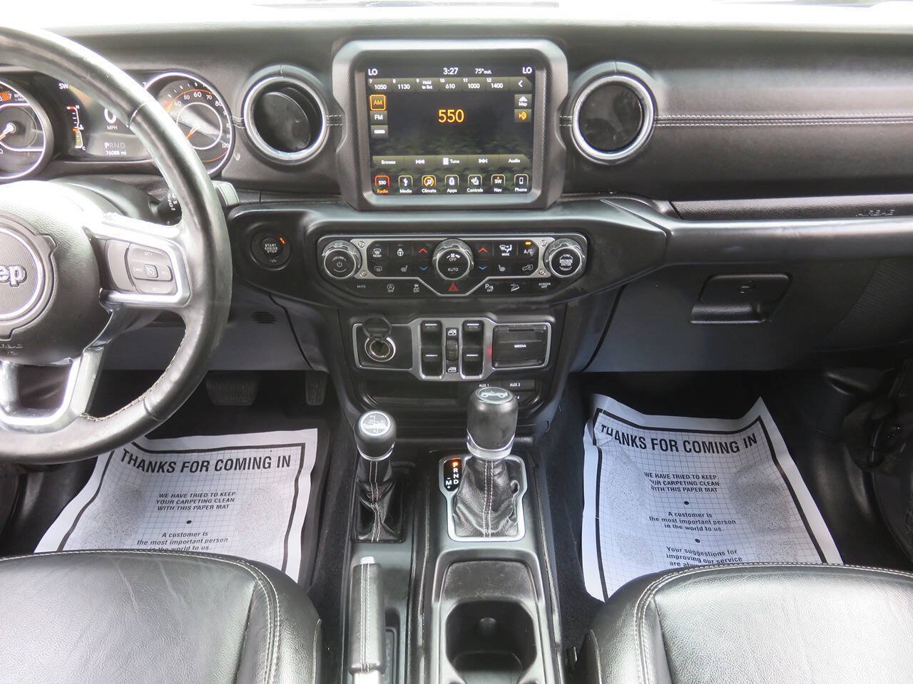 Used 2018 Jeep Wrangler Unlimited Sahara AWD/4WD image 16
