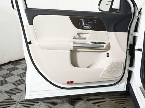 New 2026 Mercedes-Benz GLA 250 4MATIC image 24