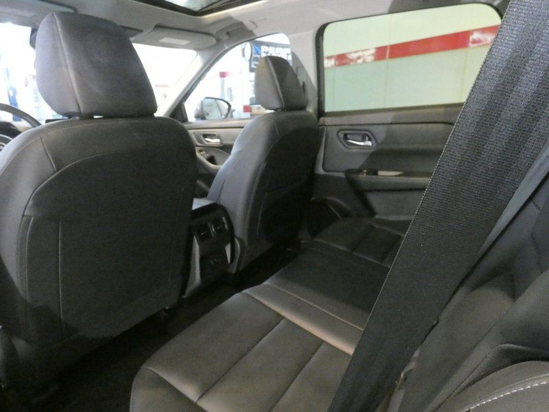 Used 2023 Nissan Rogue SL FWD image 32
