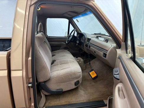 Used 1994 Ford F150 XL RWD image 14