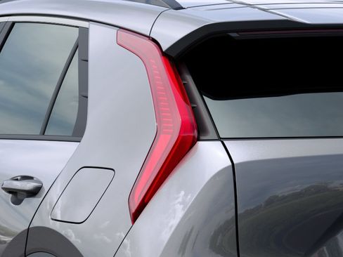 New 2026 Kia Niro LX FWD image 11