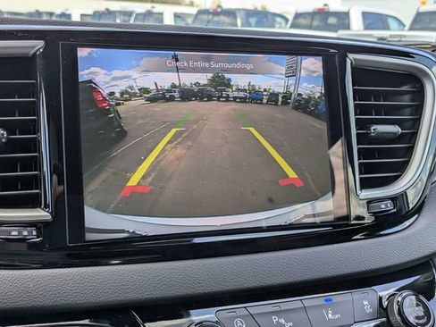 New 2026 Chrysler Voyager LX image 22