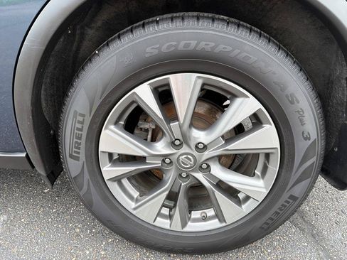 Used 2016 Nissan Murano SV w/ Premium Package AWD/4WD image 31