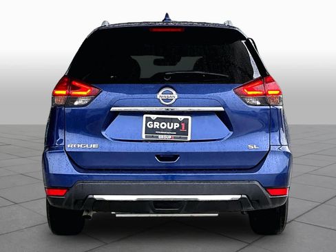 Used 2018 Nissan Rogue SL FWD image 5