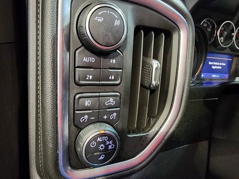 Used 2019 Chevrolet Silverado 1500 LTZ image 24