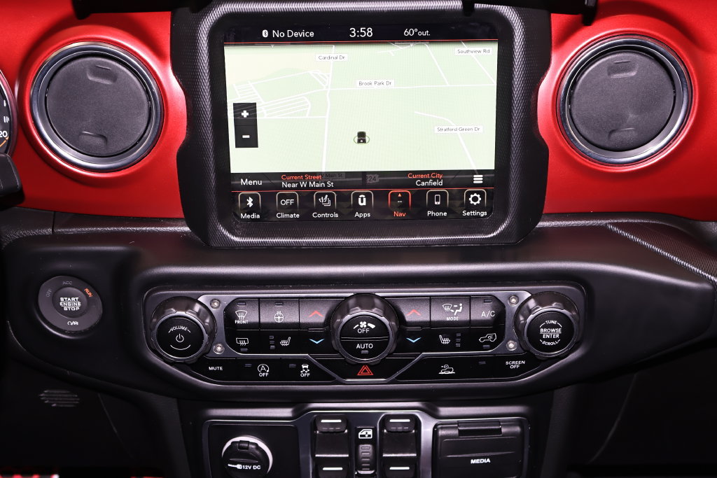 Used 2023 Jeep Gladiator Rubicon w/ LED Lighting Group AWD/4WD image 27