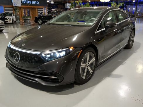 Used 2023 Mercedes-Benz EQS 450+ 4MATIC Sedan image 1