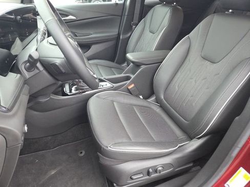 Used 2024 Buick Encore GX Avenir w/ Avenir Convenience Package image 34