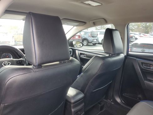 Used 2018 Toyota Corolla L image 12
