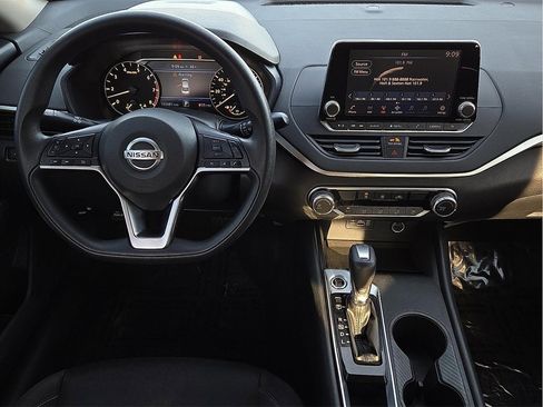 Used 2019 Nissan Altima 2.5 S image 10