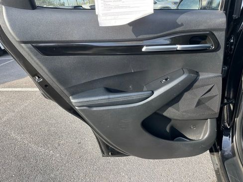 Used 2021 Kia Seltos S image 37