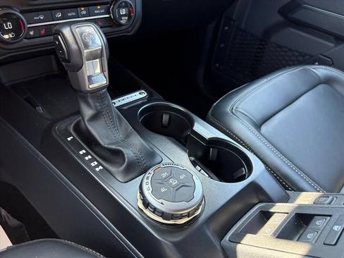 Used 2026 Ford Bronco Outer Banks AWD/4WD image 24
