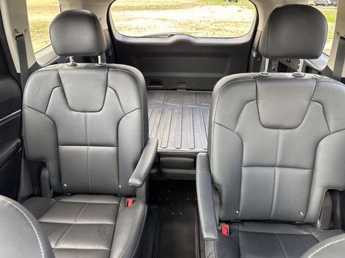 Used 2022 Kia Telluride SX FWD image 14