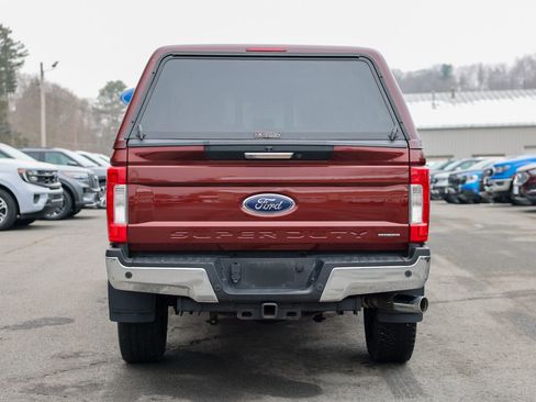 Used 2017 Ford F250 Lariat w/ Chrome Package image 5