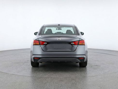 Used 2025 Nissan Altima 2.5 SV image 7