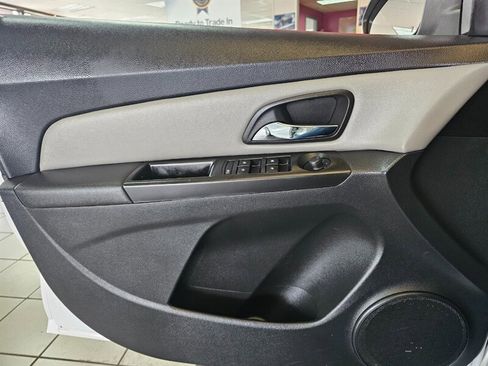 Used 2012 Chevrolet Cruze Eco image 19