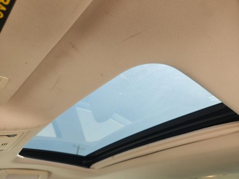 Used 2013 Lexus ES 350 w/ Premium Pkg FWD image 25