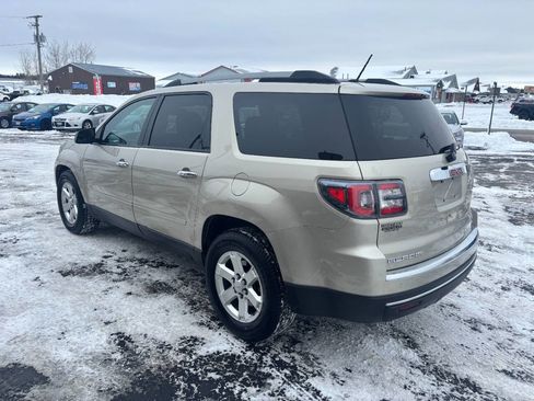 Used 2014 GMC Acadia SLE image 5
