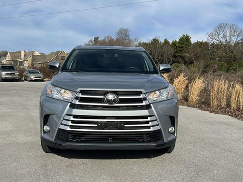 Used 2019 Toyota Highlander XLE image 8