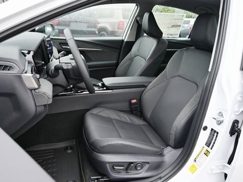 New 2026 Toyota Camry XLE image 10