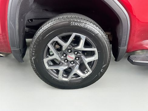 Used 2024 GMC Sierra 1500 SLT w/ SLT Premium Plus Package RWD image 11