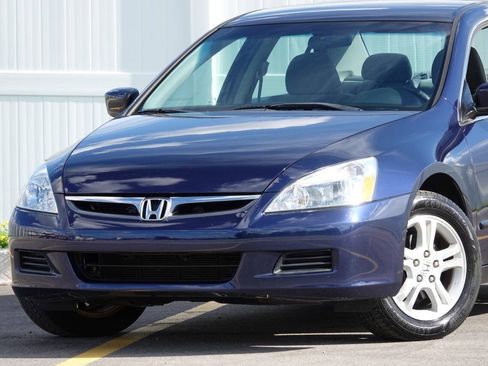 Used 2007 Honda Accord SE image 2