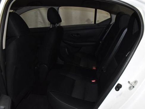 Used 2024 Nissan Sentra SV image 27