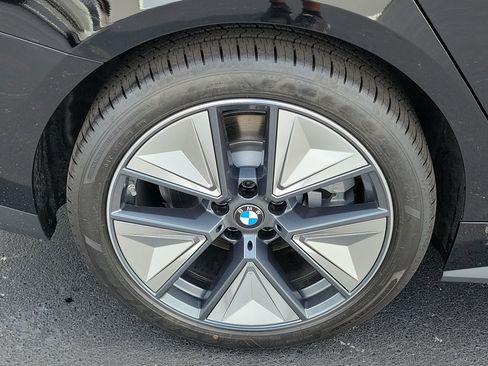 New 2026 BMW i4 eDrive40 w/ Premium Package RWD image 5