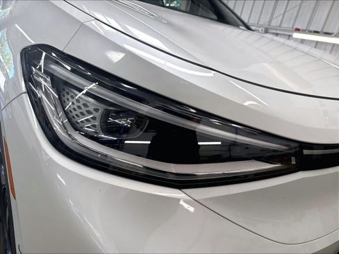 Used 2023 Volkswagen ID.4 Pro S RWD image 34