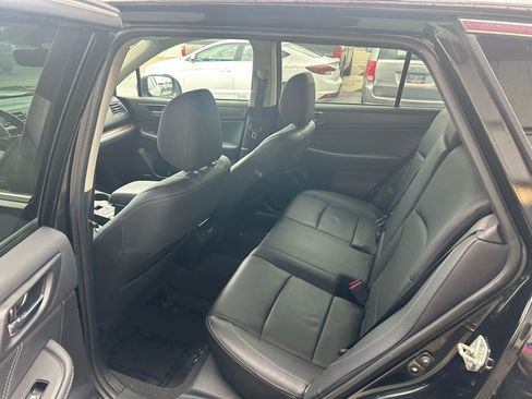 Used 2018 Subaru Outback 2.5i Limited image 21