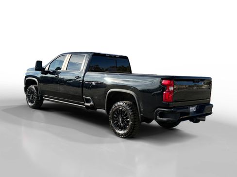 Used 2022 Chevrolet Silverado 2500 LTZ w/ LTZ Plus Package image 3