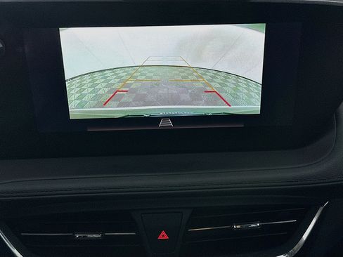Used 2025 Buick Encore GX Preferred FWD image 23