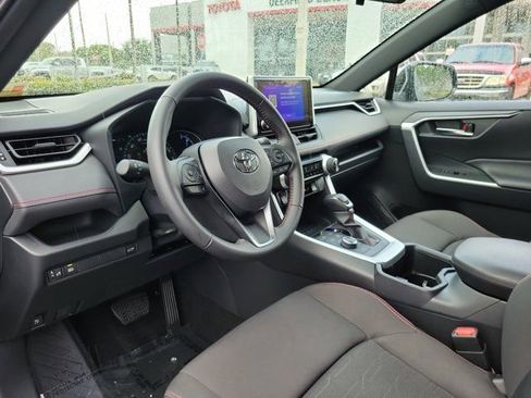 Certified 2025 Toyota RAV4 SE AWD/4WD image 14