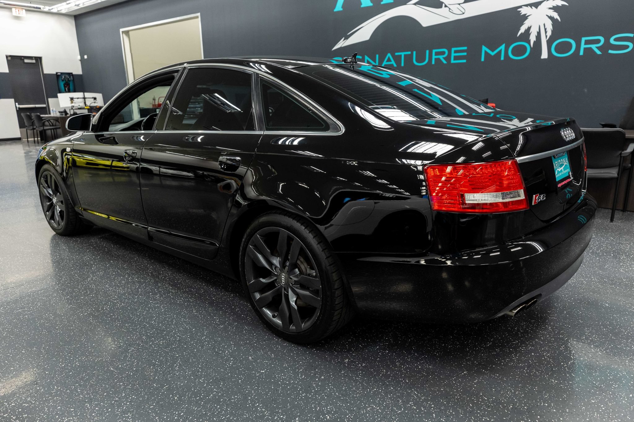 Used 2007 Audi S6 Sedan AWD/4WD image 9