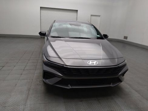 Used 2025 Hyundai Elantra Sport FWD image 14