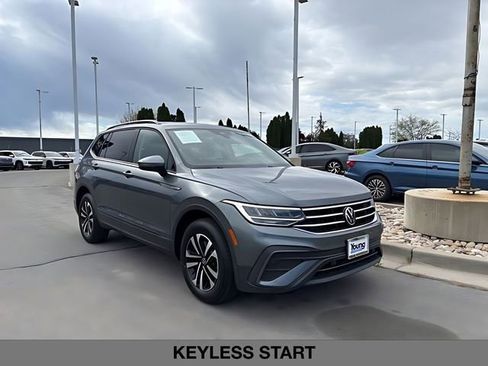 Used 2022 Volkswagen Tiguan S AWD/4WD image 2