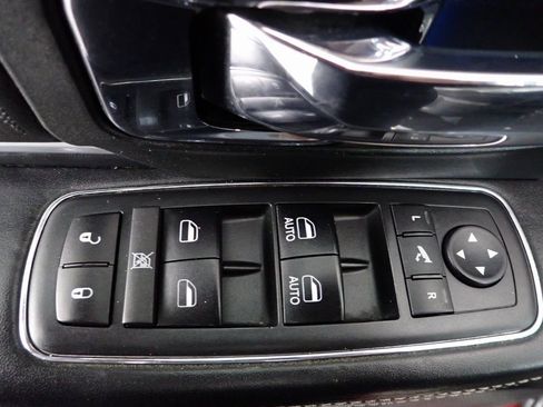 Used 2018 RAM 1500 Limited image 17