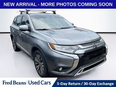 Used 2020 Mitsubishi Outlander SE